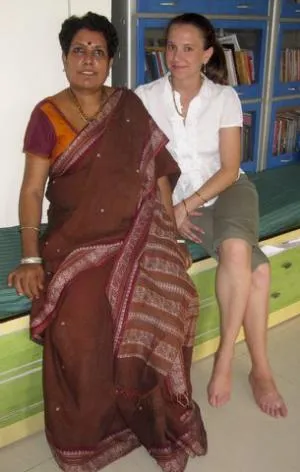 Image of Kimberly Rogovin with 2004 Advocate K.R. Renuka in Chennai, India.